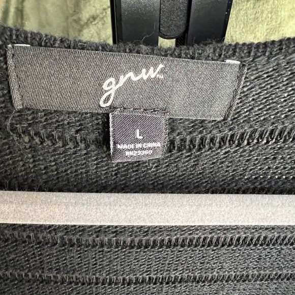 Black Long Open Sweater Vest (Sz Lg) - Picture 8 of 10